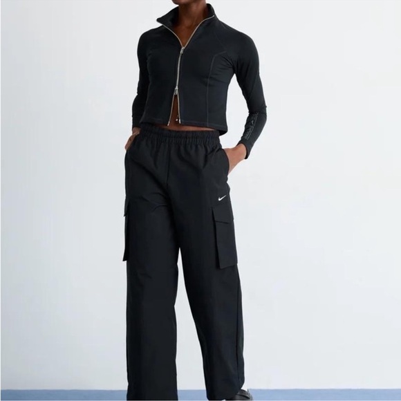 Nike wide leg loose fit baggy waterproof running gym pants - Picture 6 of 11